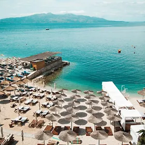 Hotel E Bardhe, Sarande